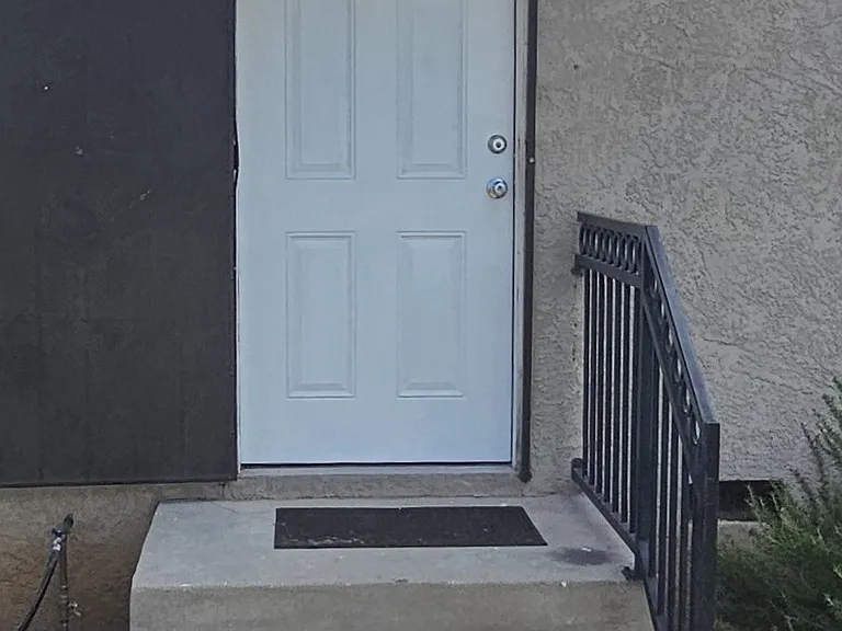 7758 S Newlin Ave — Photo 33
