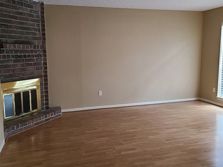 14389 Misty Meadow Ln — Photo 11