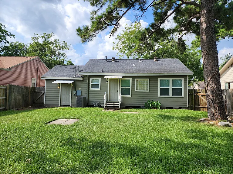 7124 Linden St — Photo 19