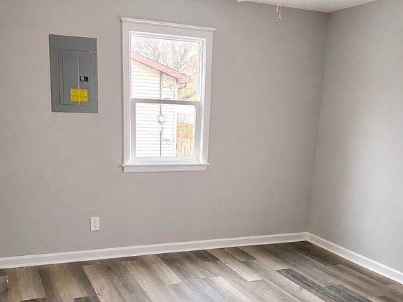 5th image of 7 Pleasant Valley Dr