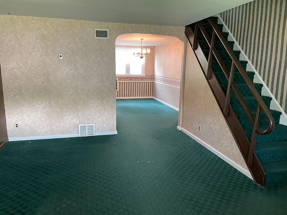 1st image of 3249 Holme Ave