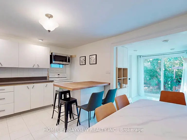 316 Silverthorn Ave — Photo 3