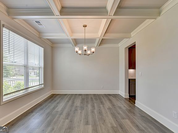 3rd image of 5245 Sargent Dr