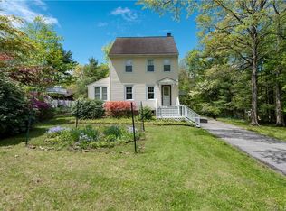 17 Forest Glen Rd, Valley Cottage, NY 10989