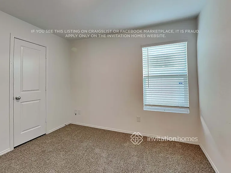 3067 Wallace Wells Ct — Photo 8