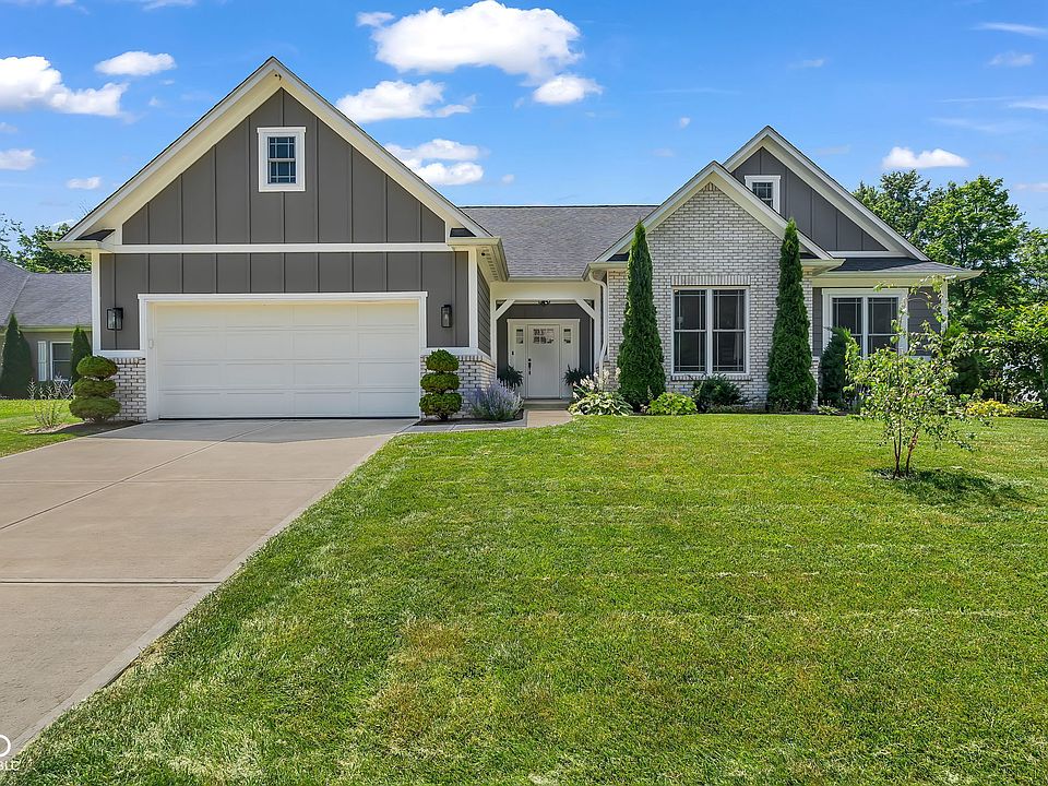 1st image of 9827 Warren Pl