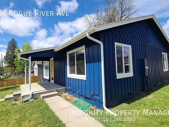 3rd image of 914 SW Rogue River Ave