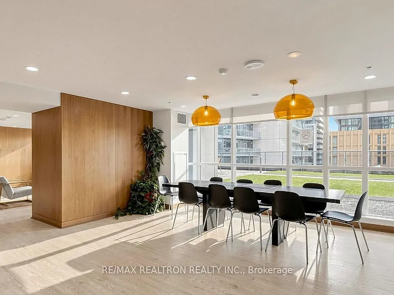 295 Adelaide St W #2405 — Photo 22