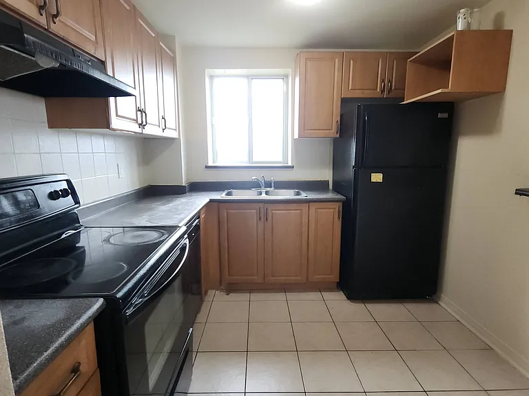 6720 Glen Erin Dr #913 — Photo 8