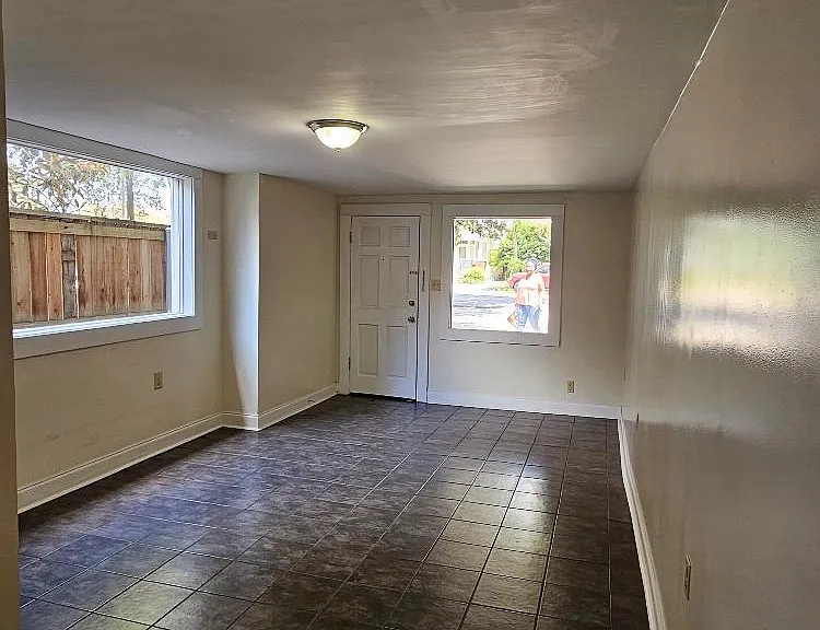 522 Jefferson Ave — Photo 1