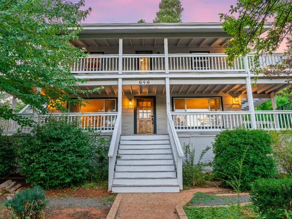 646 Brighton St, Grass Valley, CA 95945