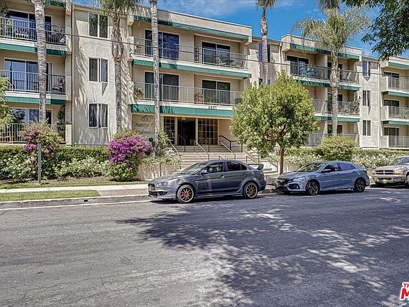2nd image of 4501 Cedros Ave Unit 135
