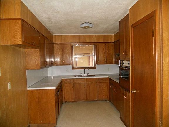 5th image of 1206 Barbara Dr