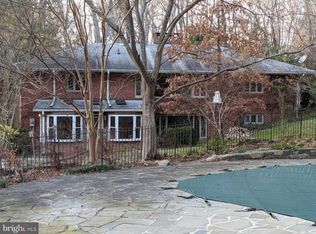 6709 Springfield Dr, Lorton, VA 22079