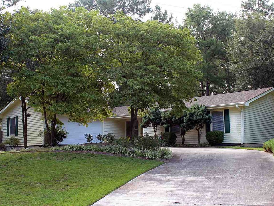 1st image of 208 Buckskin Dr