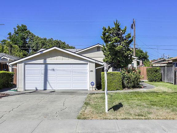 2nd image of 2164 Francis Ave