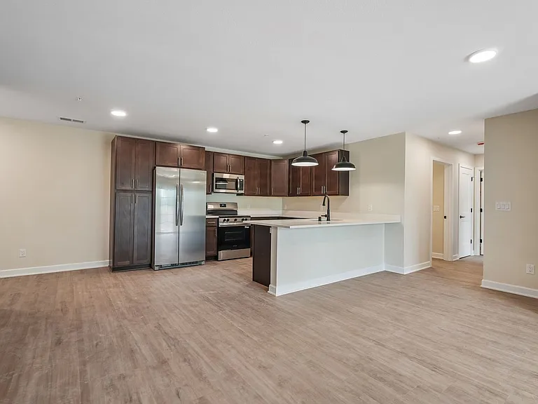 Marshview Apartments LLC — Photo 8