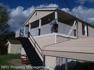 1009B High St, Pulaski, VA 24301