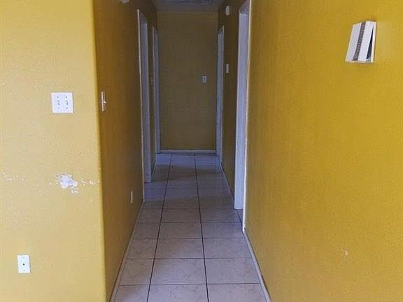 5th image of 1103 Amapola St