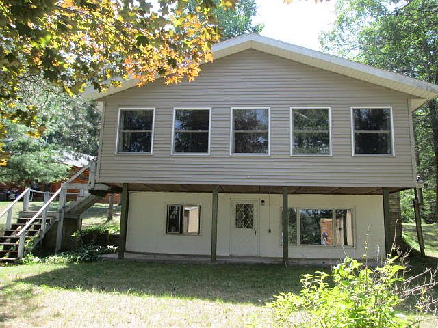 1st image of 13934 White Pine Dr
