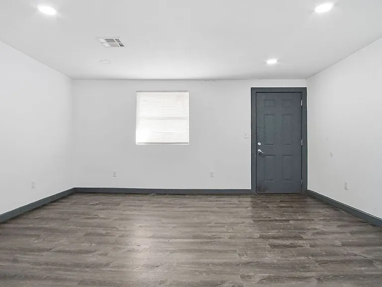 Welcome Home to Comfortable Living at 6111 S Klein Ave! — Photo 32