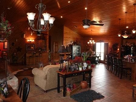 4th image of 133 Fm 1449