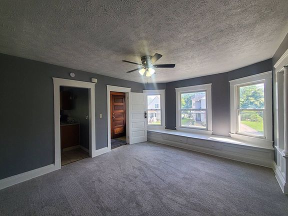5th image of 4265 W 36th St