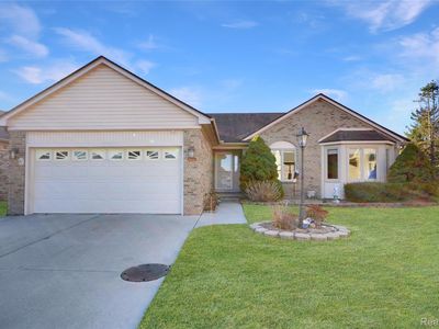 36291 Genuine Risk Ct, Clinton Township, MI, 48035