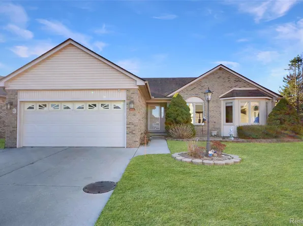 36291 Genuine Risk Ct, Clinton Township, MI 48035