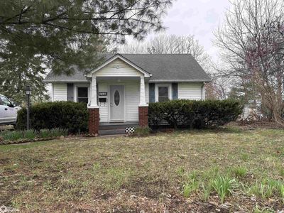 910 N 10th St, Fairfield, IA, 52556