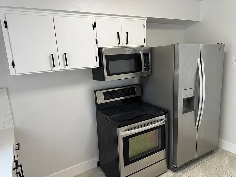 212 Dennis Ave — Photo 7