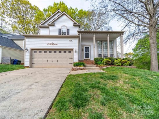 12708 Hollyhock Ln, Huntersville, NC 28078
