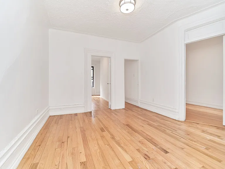583 W 177th St #33 — Photo 3