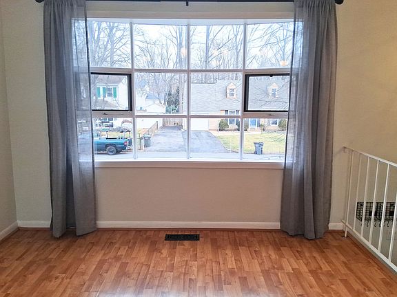 4th image of 14362 Southgate Ct