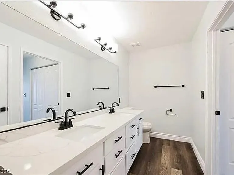 708 Anne Ln #708 — Photo 10