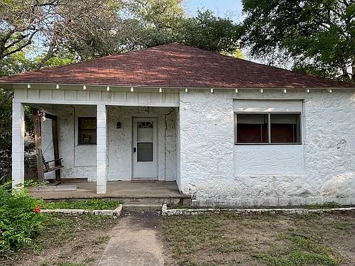2725 Lindsey Hollow Rd Photo 1