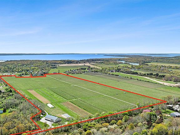 2nd image of 46975 Main Road