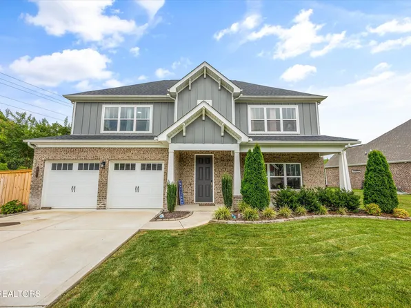 105 Ashton Fields Dr, Lenoir City, TN 37772