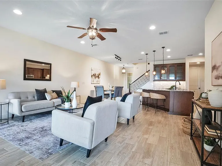 9009 Palm Key Ave — Photo 8