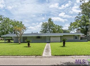 2080 N Vega Dr, Baton Rouge, LA 70815