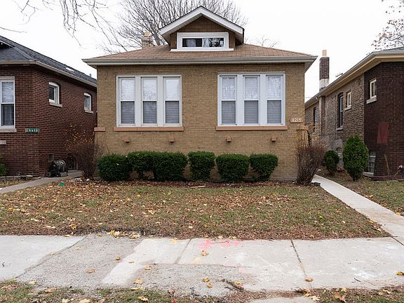 3rd image of 8215 S Avalon Ave