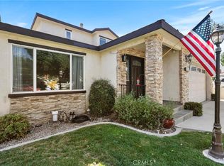 25208 De Wolfe Rd, Santa Clarita, CA 91321