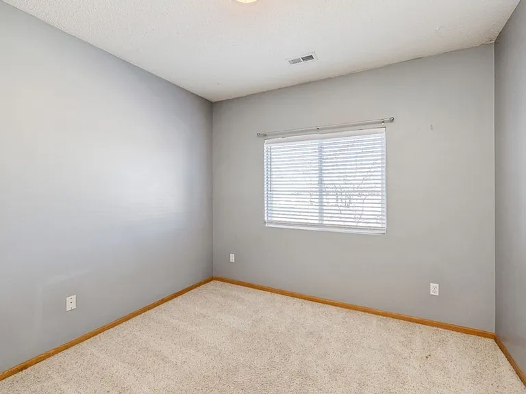 1320 SE Florence Dr #16 — Photo 8