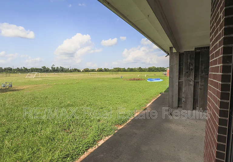 2223 W Roselawn St — Photo 20
