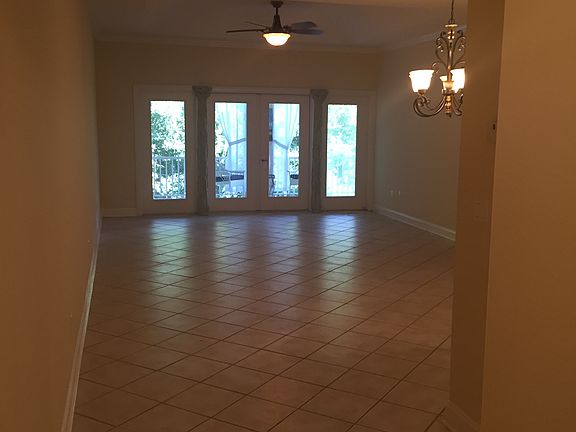 2nd image of 100 Bermuda Bay Cir Unit 104