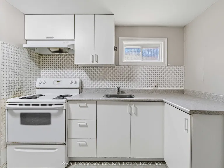 3372 Fellmore Dr #BASEMENT — Photo 14