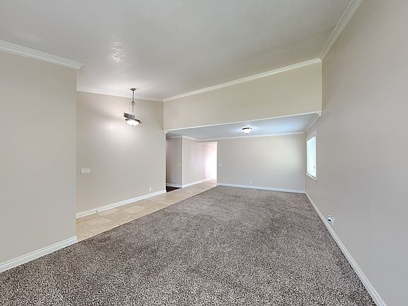 3rd image of 4566 E Larkspur Cir