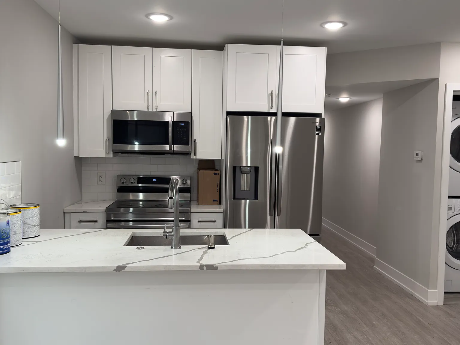 3 bed, 1200 sqft, $2,800 — Photo 2
