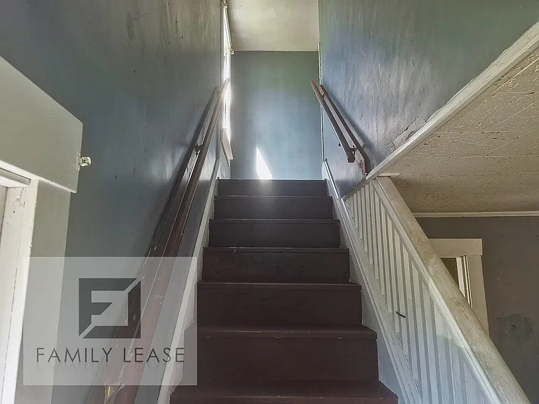1100 Sherman Ave — Photo 13