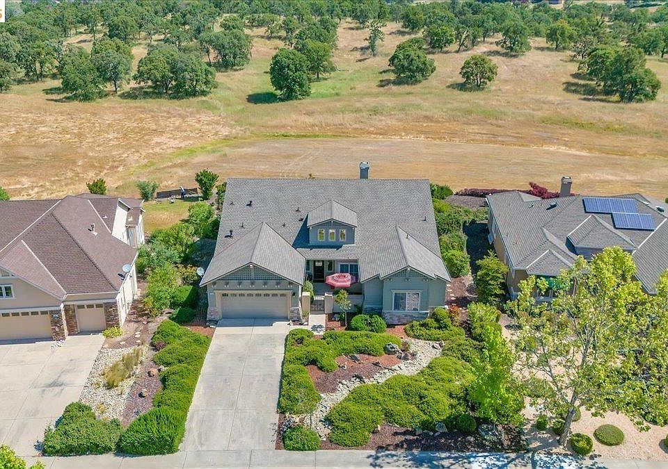 1st image of 258 Rock Ridge Ln